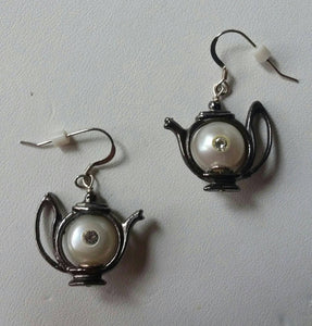 Swarovski Pearls in the Teapot