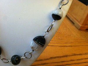 Crackled Black & White Agate Necklace